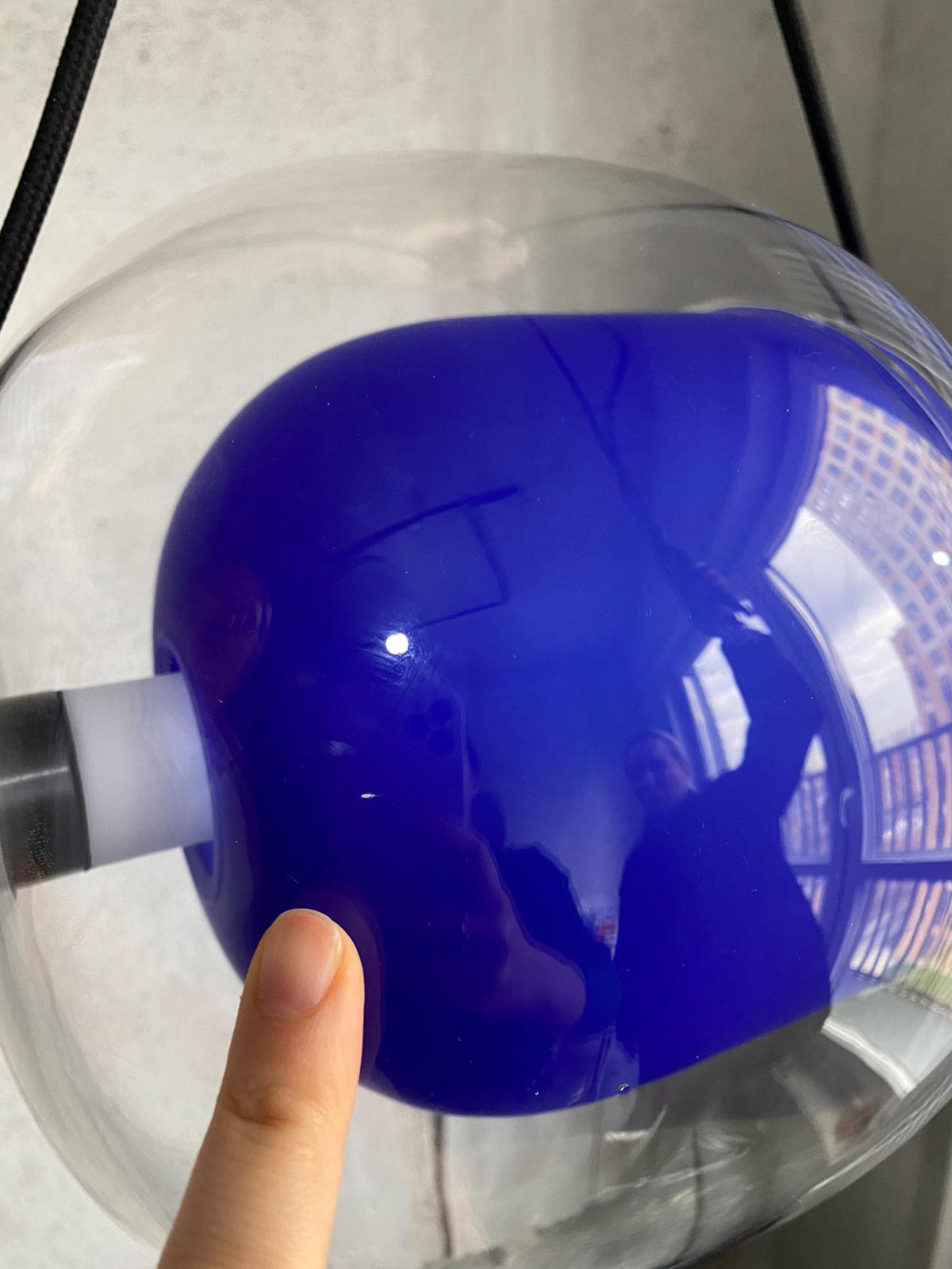 Brokis Подвесной светильник с дефектом Capsula transparent/Slight blue от Brokis — в интерьере