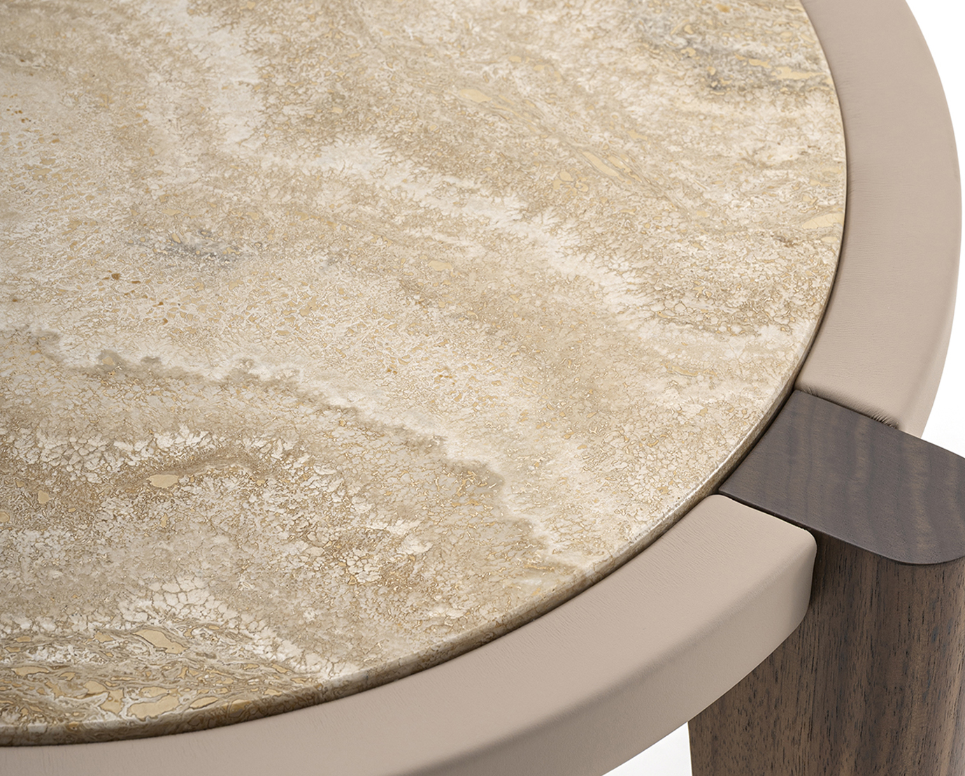 Turri Spa Журнальный столик Kyma Side Table от Turri Spa — в интерьере