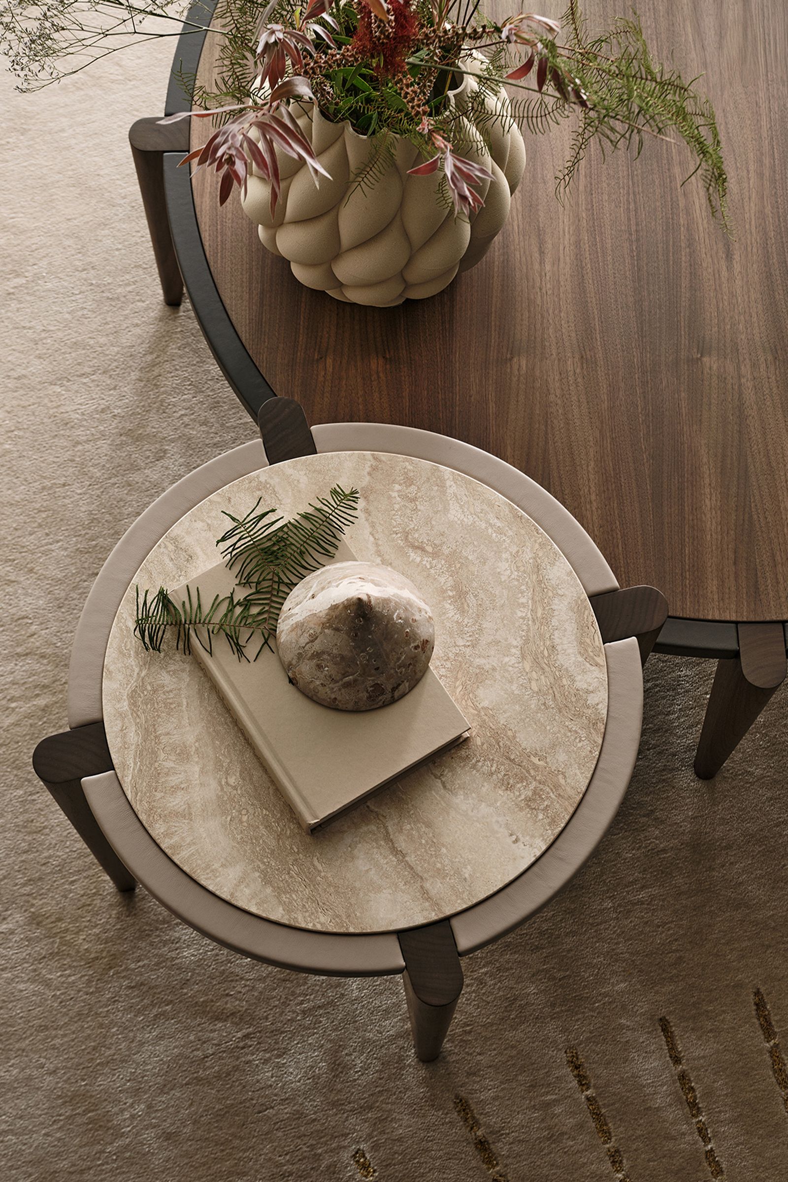 Turri Spa Журнальный столик Kyma Side Table от Turri Spa — в интерьере