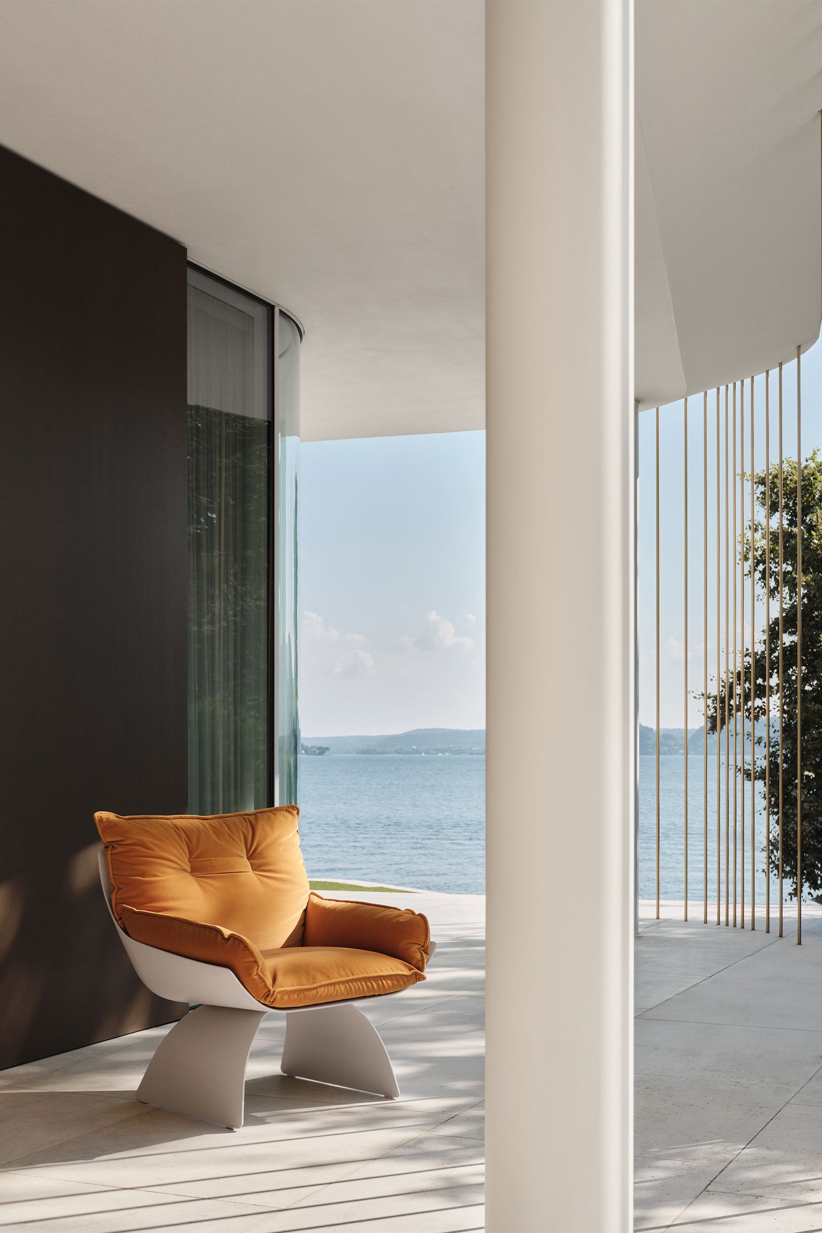 Turri Spa Кресло Silhouette от Turri Spa — в интерьере