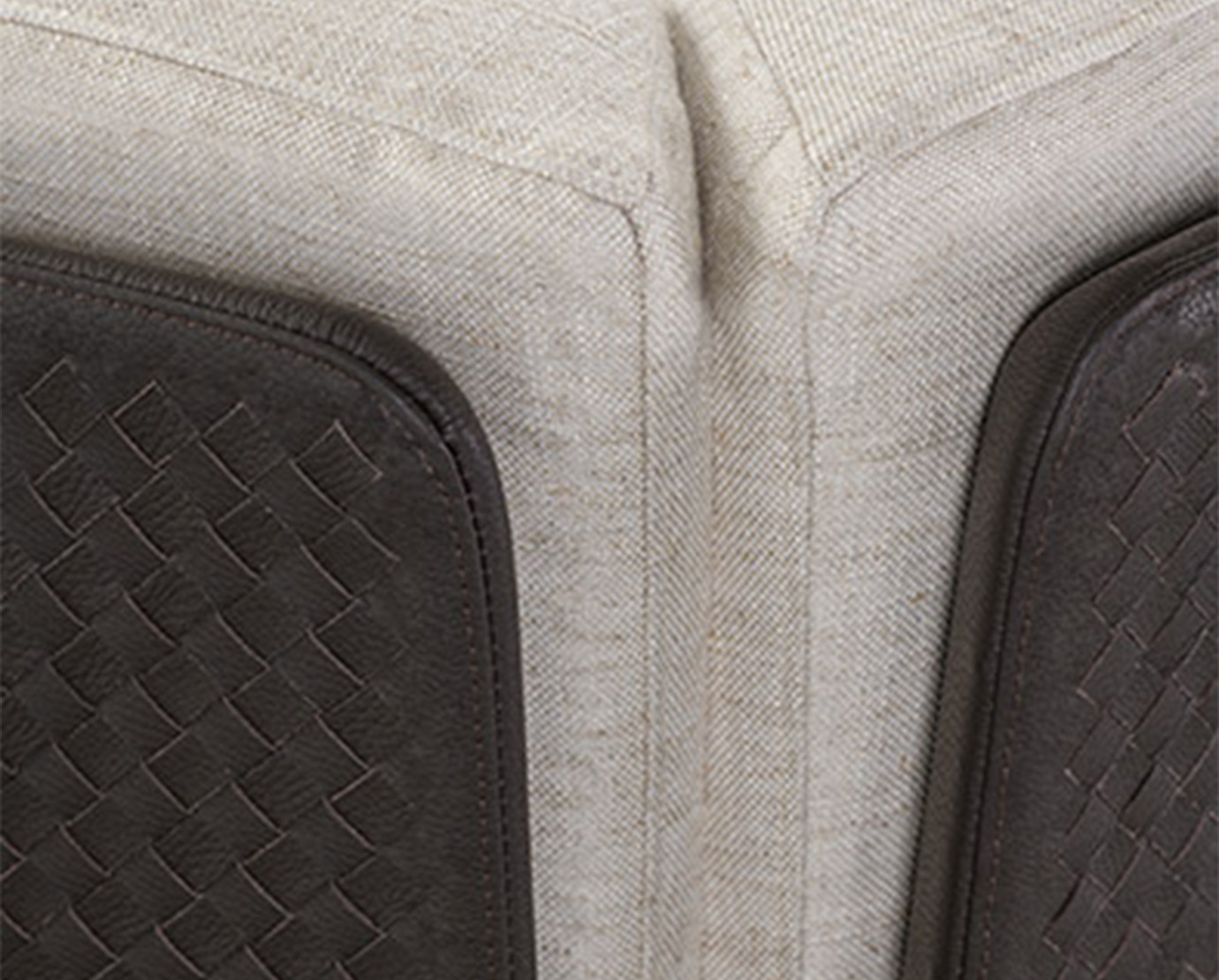 Turri Spa Кресло Milano Armchair от Turri Spa — в интерьере