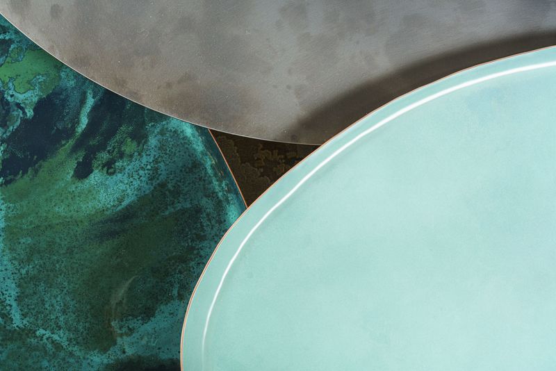 De Castelli Журнальный столик Drops Verdigris matt De Nuance от De Castelli — в интерьере