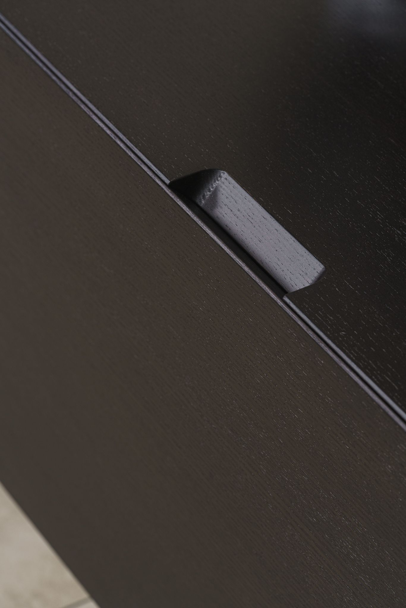 Flexform Комод Piuma aswood brown от Flexform — в интерьере
