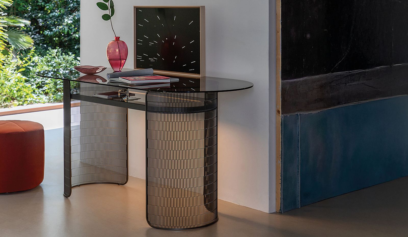 Flou Письменный стол Chiaro Di Luna Anodic bronze от Flou — в интерьере