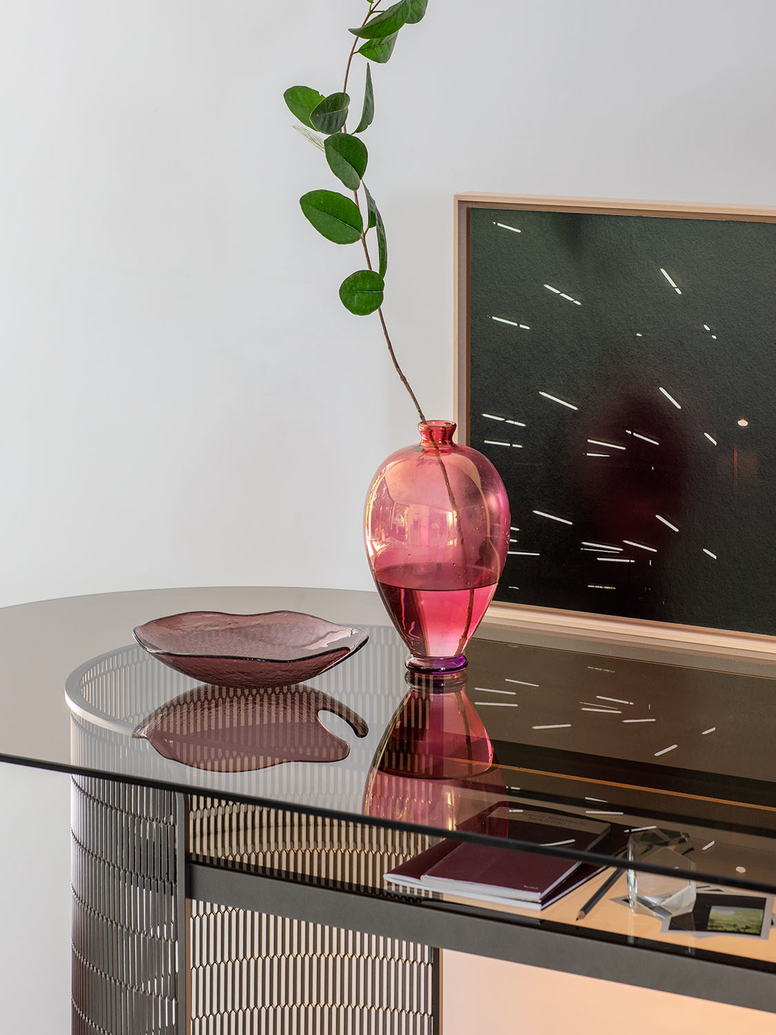 Flou Письменный стол Chiaro Di Luna Anodic bronze от Flou — в интерьере