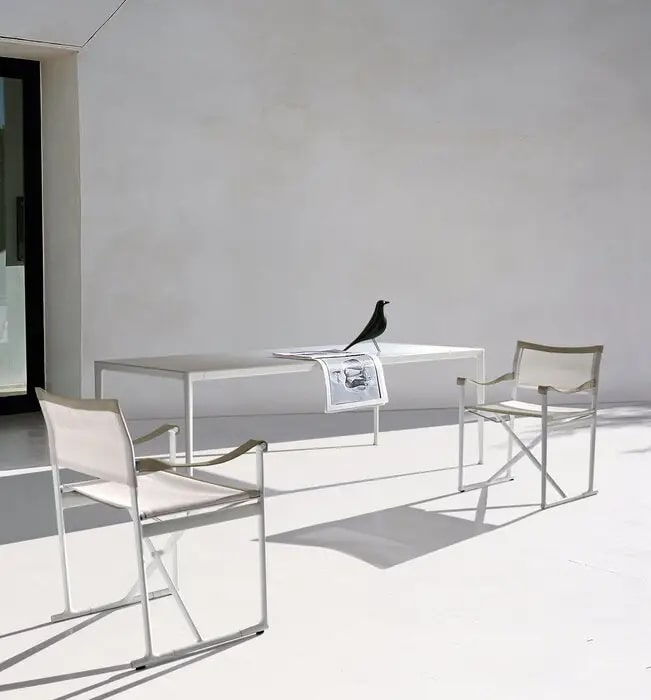 B&B Italia Уличная консоль Mirto Outdoor Antracite от B&B Italia — в интерьере
