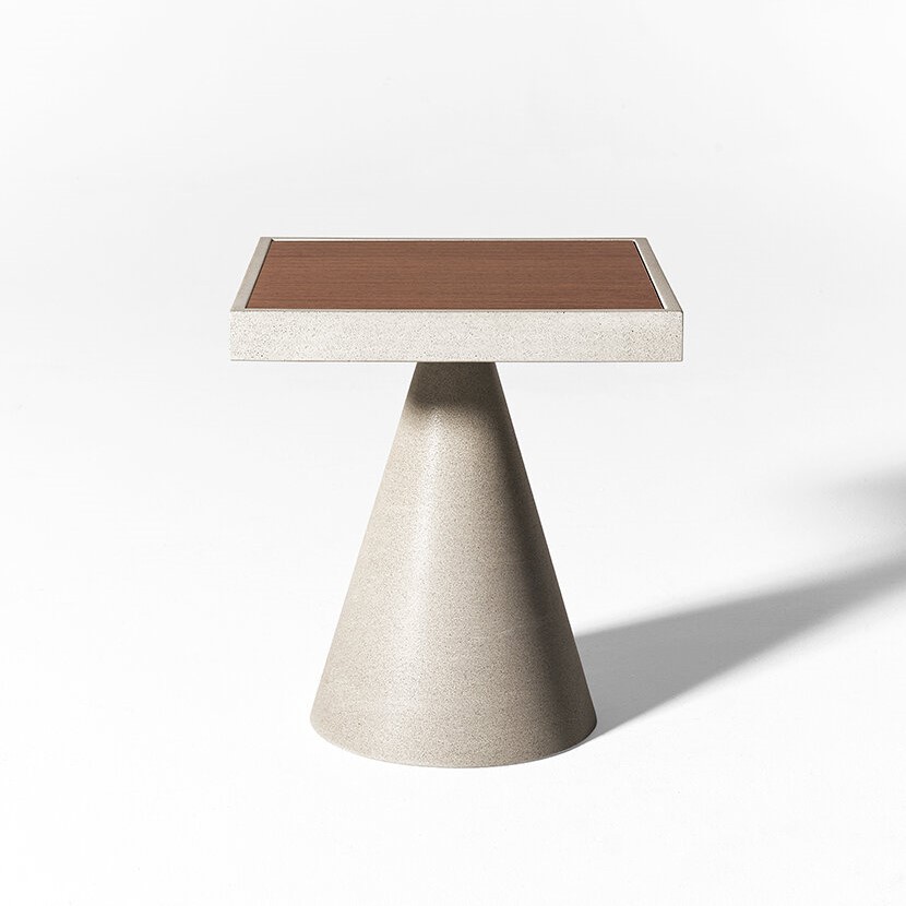 Meridiani Уличный журнальный столик Cone от Meridiani