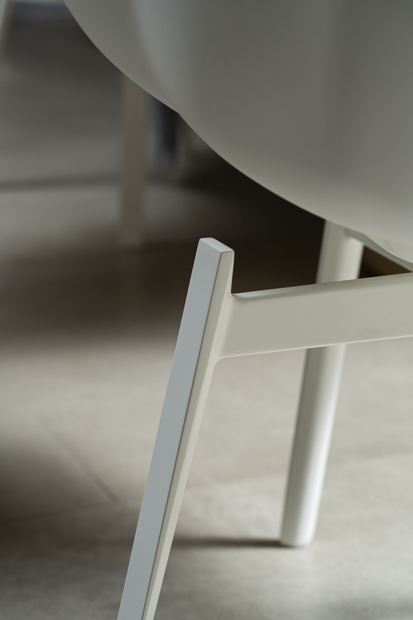 B&B Italia Стул Husk Sarabi 435/White от B&B Italia — в интерьере