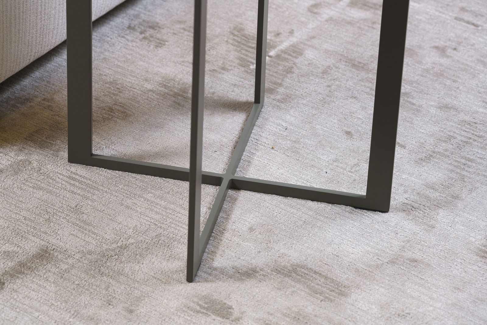 Rimadesio Журнальный столик Rialto Grigio artico от Rimadesio — в интерьере