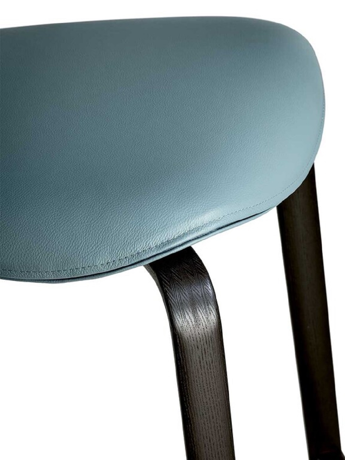 Poltrona Frau Барный стул Montera Mas Stool Wooden Base от Poltrona Frau — в интерьере