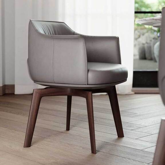 Poltrona Frau Стул Archibald Large Pelle SC Travertino от Poltrona Frau — в интерьере