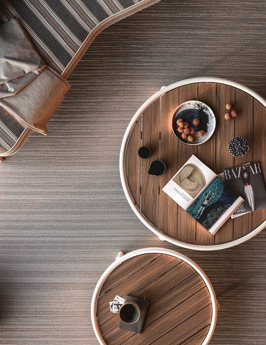 B&B Italia Уличный журнальный столик Erica от B&B Italia — в интерьере