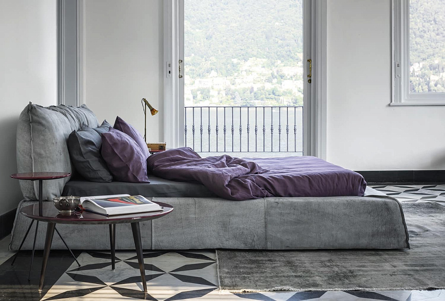 Baxter Кровать Paris Slim 180 Kashmir Ciment от Baxter — в интерьере