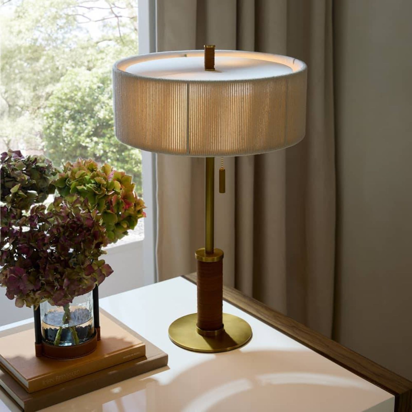 Arteriors Настольная лампа Middlebury от Arteriors — в интерьере
