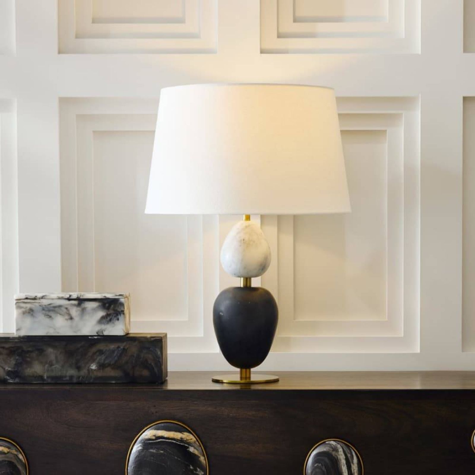 Arteriors Настольная лампа Aubrey от Arteriors — в интерьере