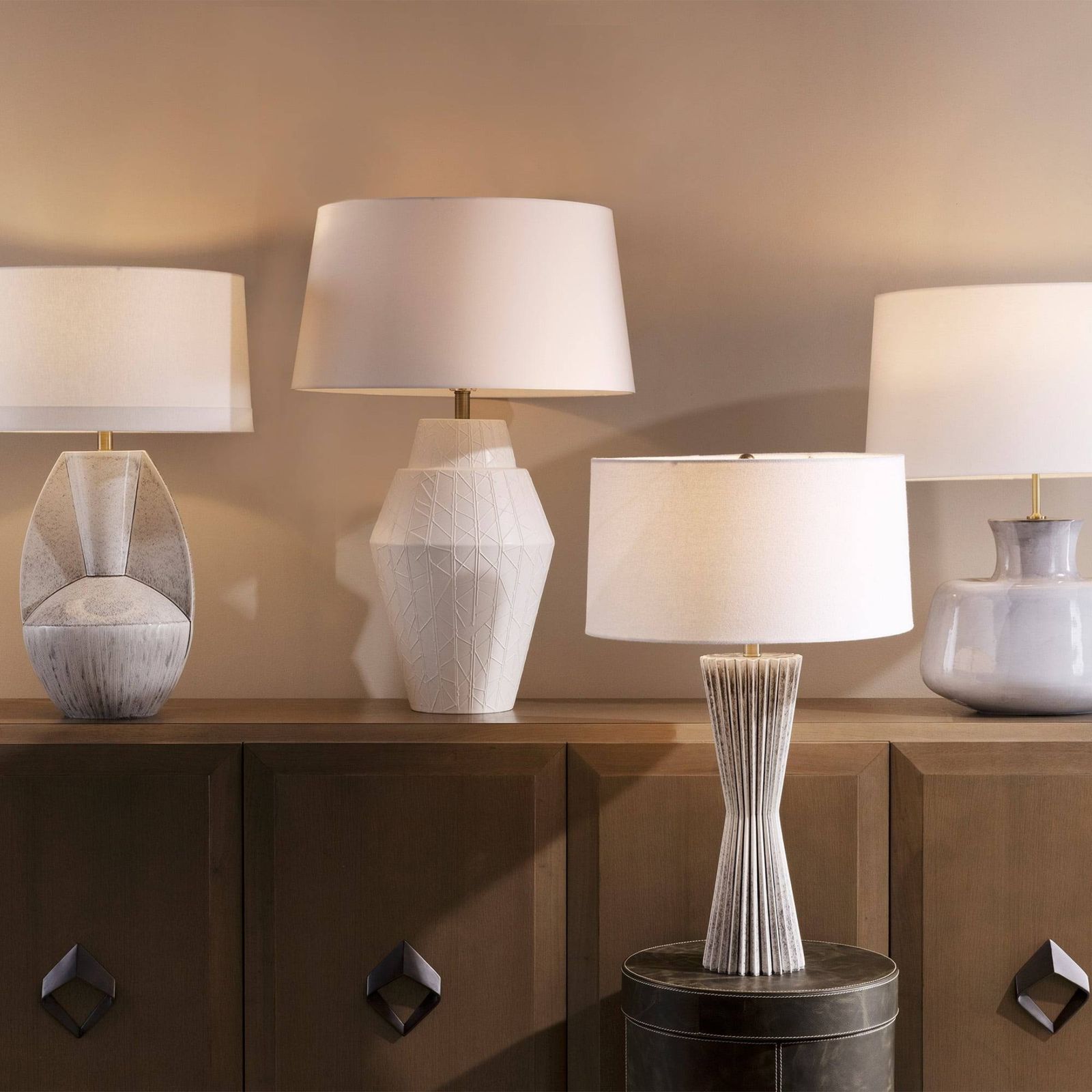 Arteriors Настольная лампа Wanda от Arteriors — в интерьере