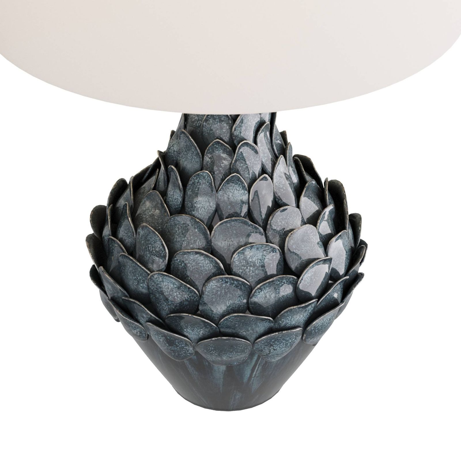 Arteriors Настольная лампа Aegon от Arteriors — в интерьере