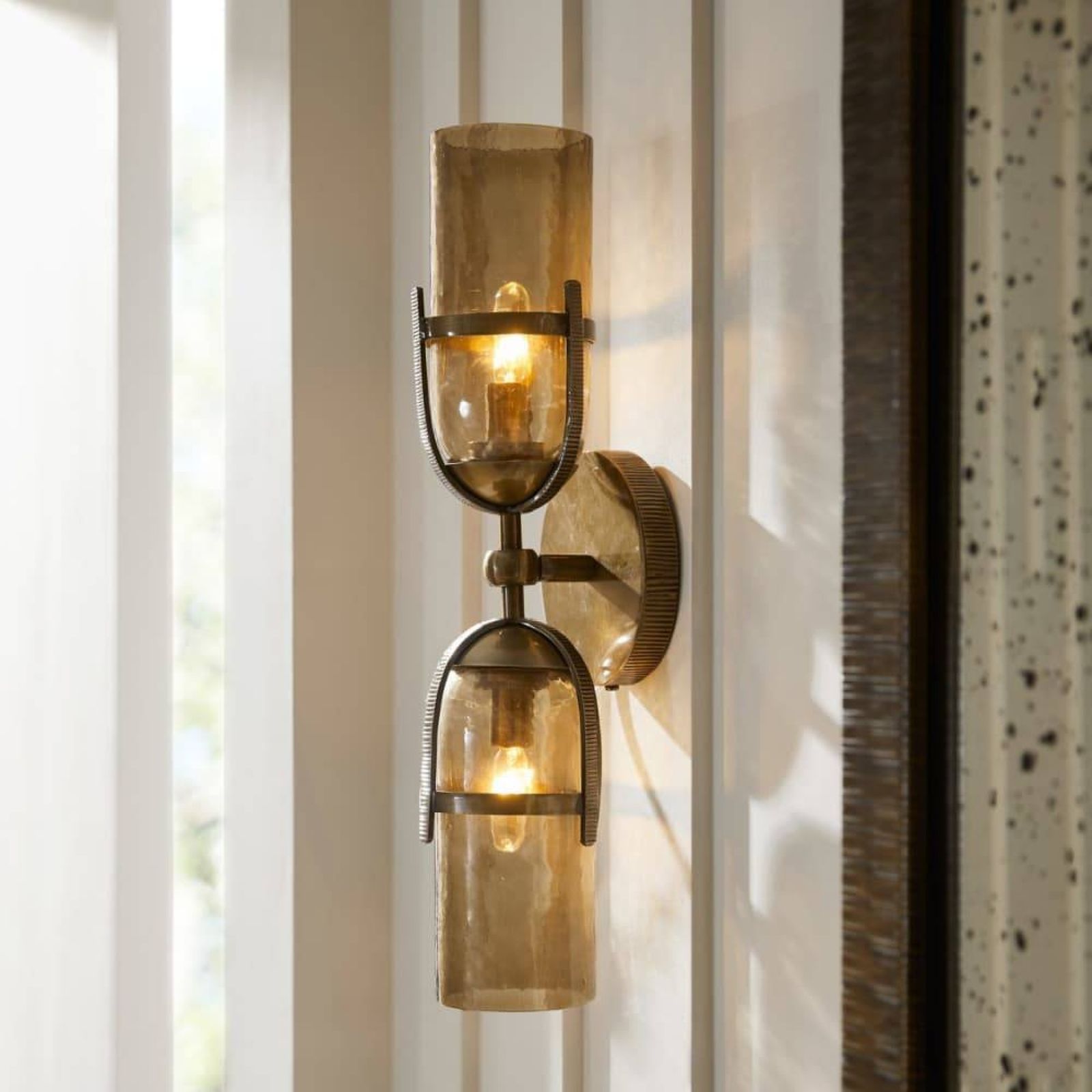 Arteriors Бра Jacobson от Arteriors — в интерьере