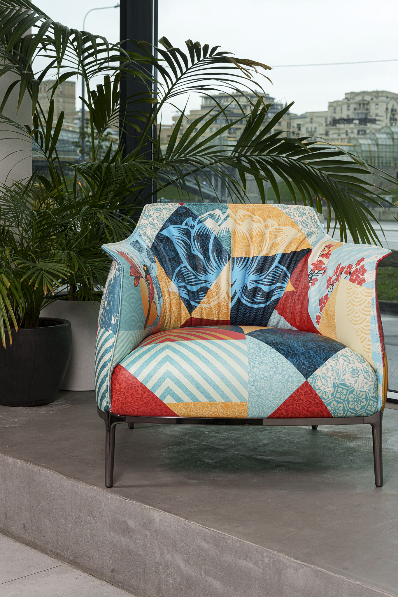 Poltrona Frau Кресло Archibald Delicate Balance Limited Edition от Poltrona Frau — в интерьере