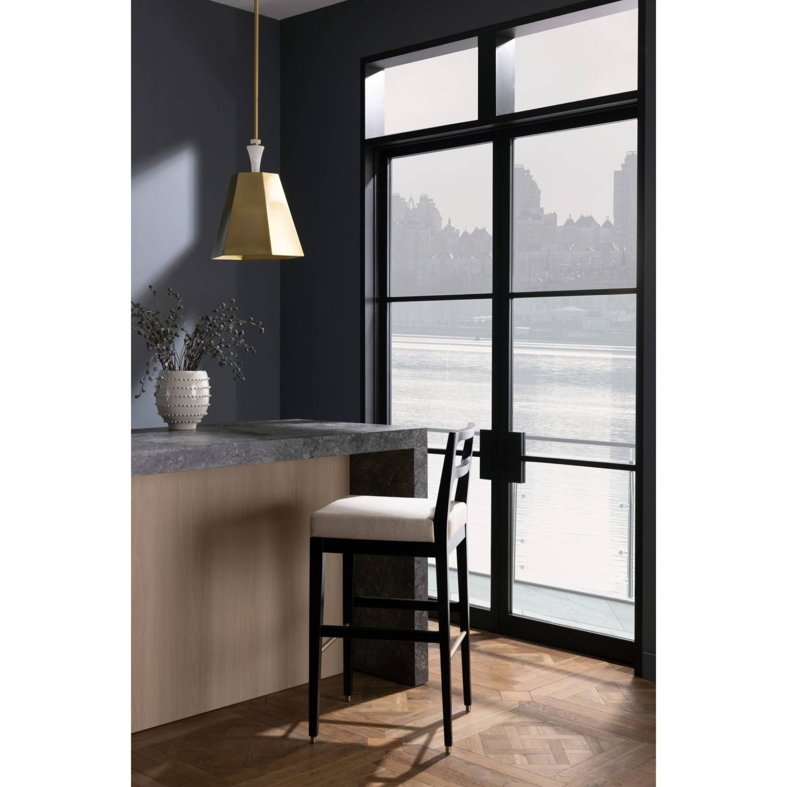 Arteriors Подвесной светильник Teagan от Arteriors — в интерьере