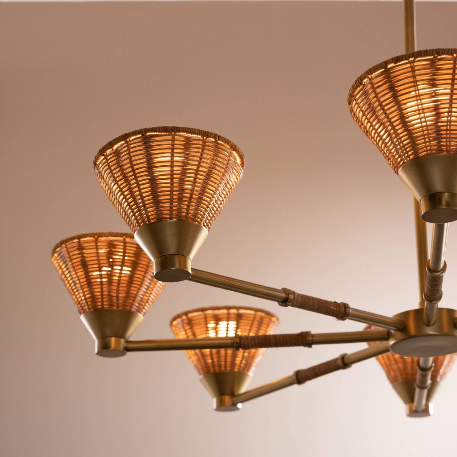 Arteriors Люстра Ventura от Arteriors — в интерьере