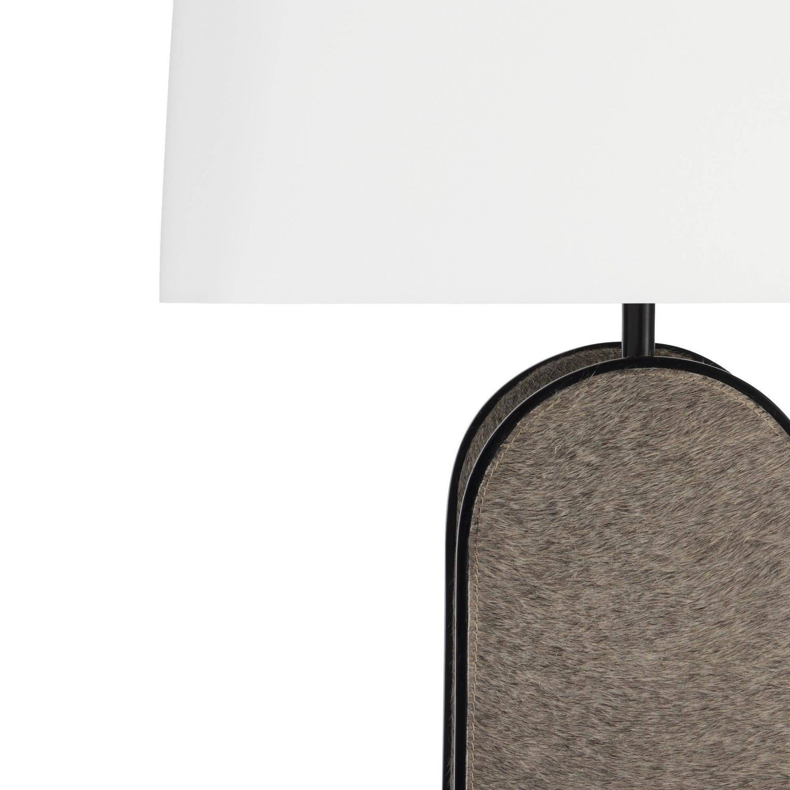 Arteriors Настольная лампа Cavallo от Arteriors — в интерьере