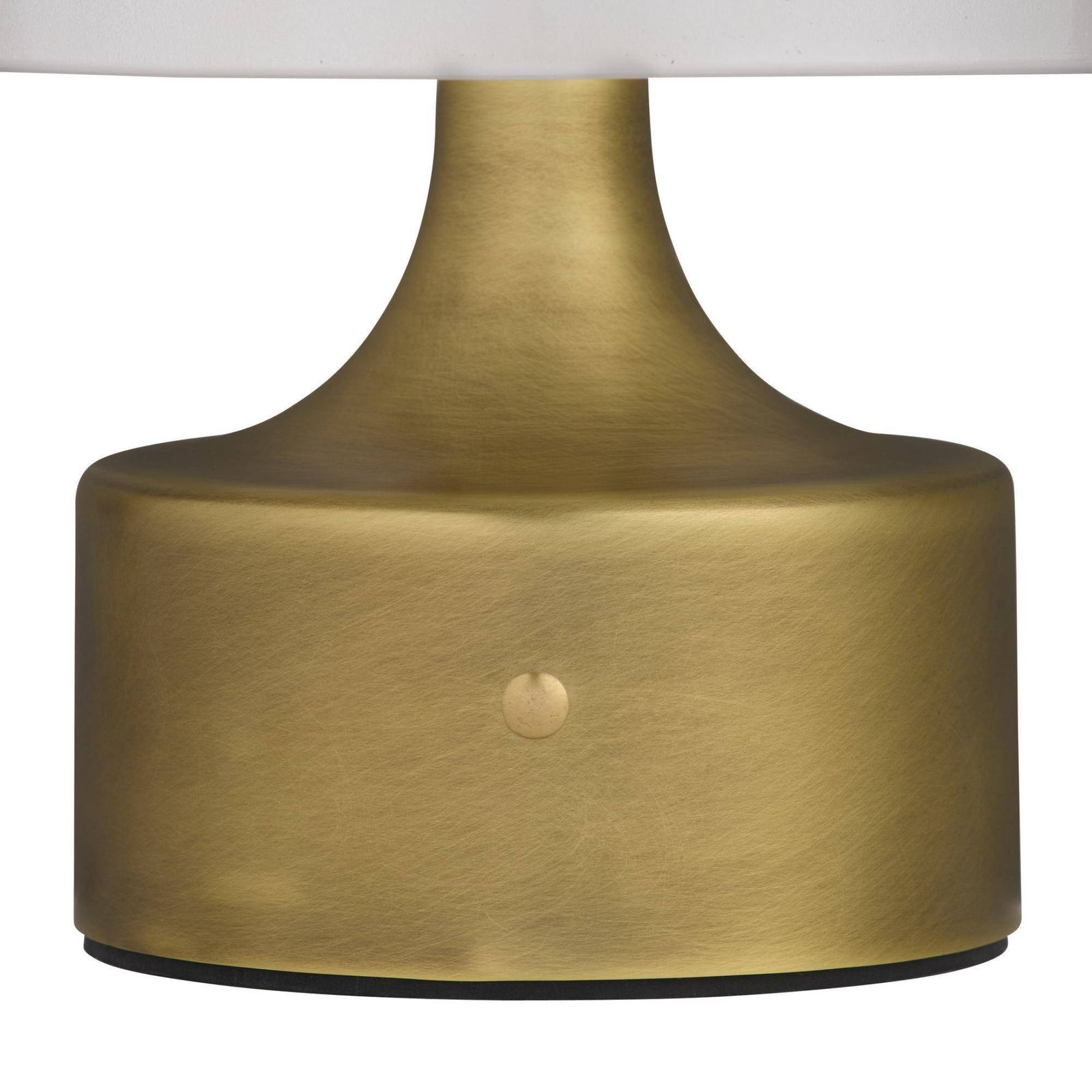 Arteriors Настольная лампа Verglas Mini Rechargeable от Arteriors — в интерьере