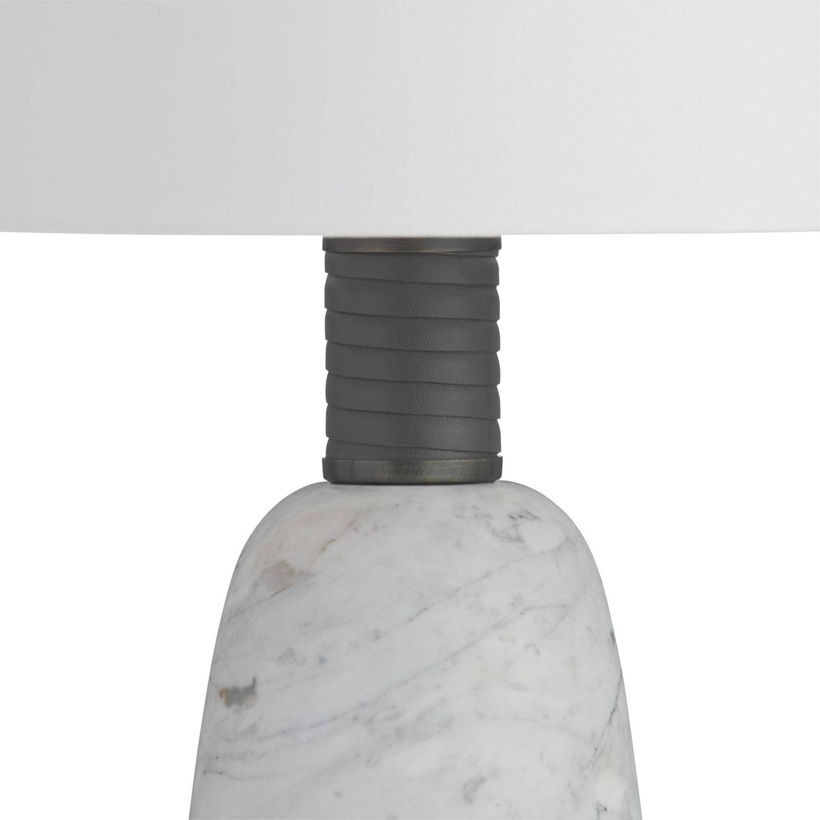 Arteriors Настольная лампа Stratus Rechargeable от Arteriors — в интерьере