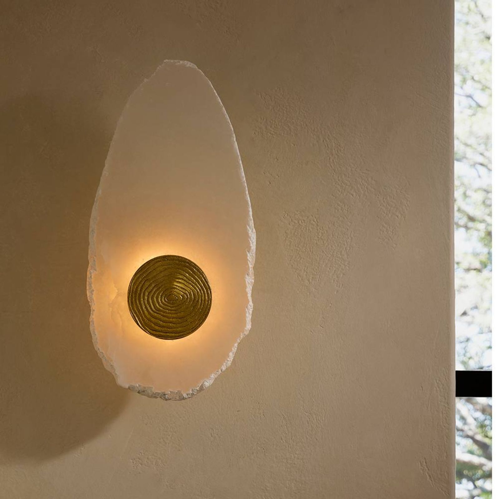 Arteriors Бра Ravelle Alabaster от Arteriors — в интерьере