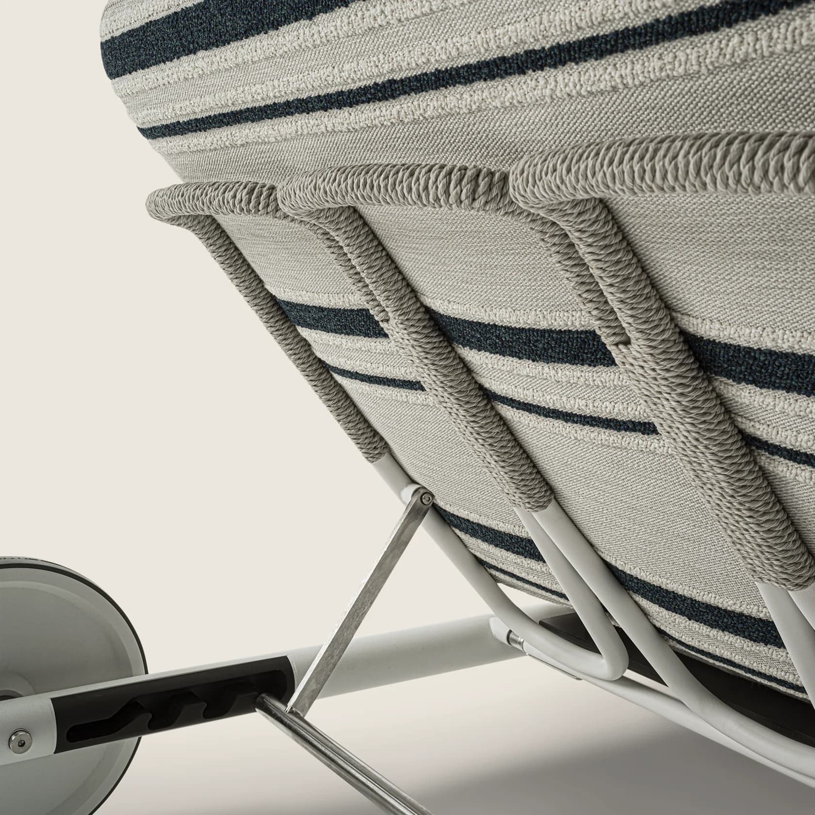 Flexform Уличный шезлонг Margheri от Flexform — в интерьере