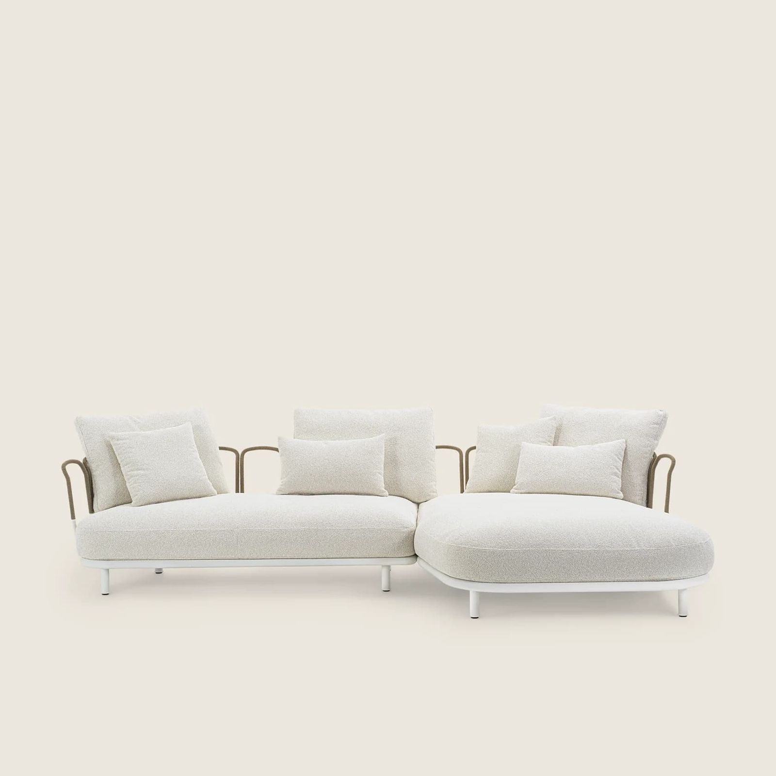 Flexform Уличный угловой диван Margheri от Flexform — в интерьере