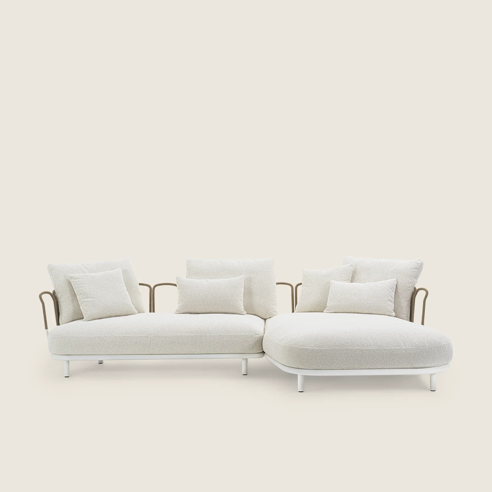 Flexform Уличный угловой диван Margheri от Flexform — в интерьере
