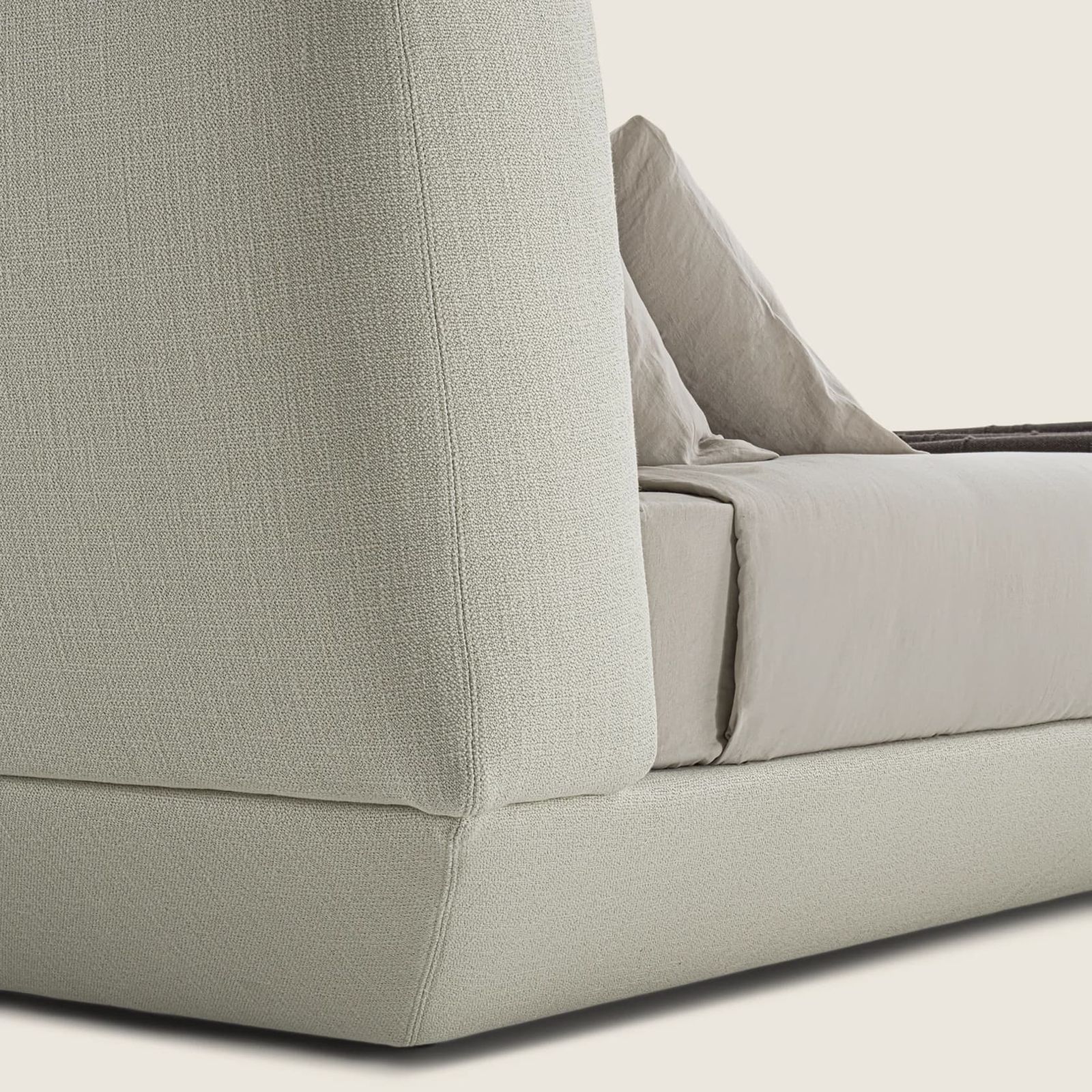 Flexform Кровать Loungescape от Flexform — в интерьере
