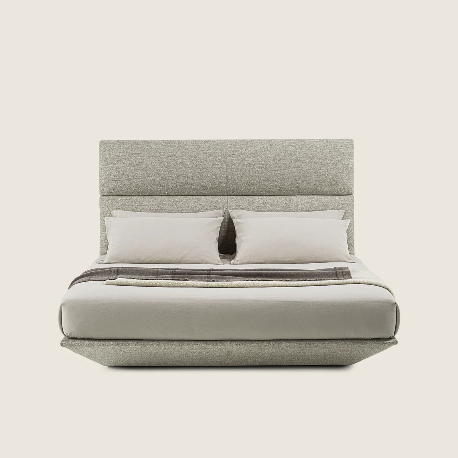 Flexform Кровать Loungescape от Flexform — в интерьере