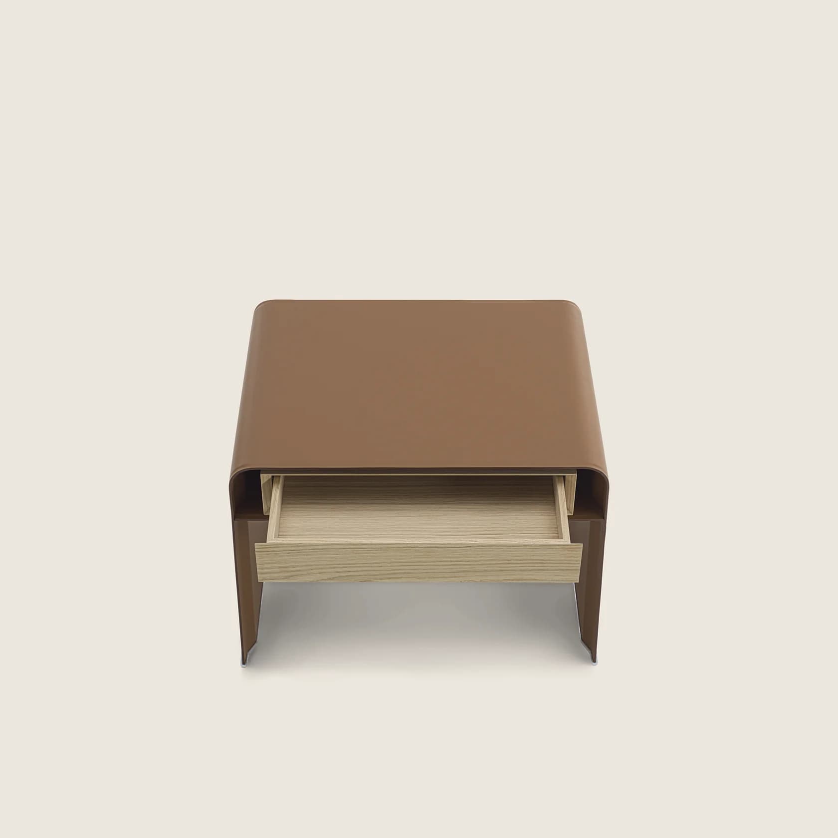 Flexform Прикроватная тумбочка Clarence H46 от Flexform — в интерьере