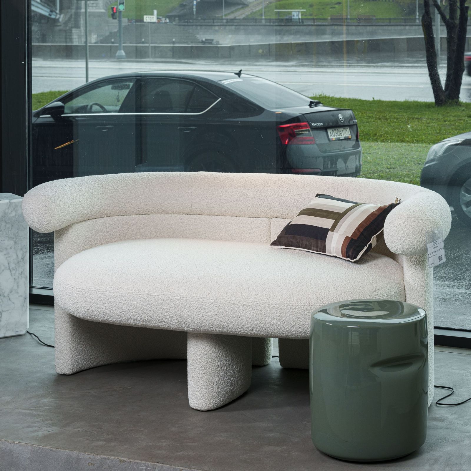 Meridiani Диван Jeanette 155 от Meridiani — в интерьере
