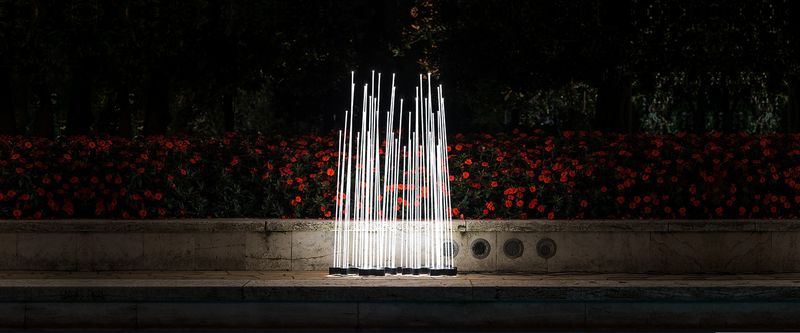 Artemide Уличный светильник Reeds от Artemide — в интерьере