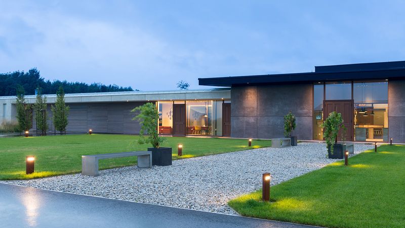 Artemide Уличный светильник Nuda от Artemide — в интерьере