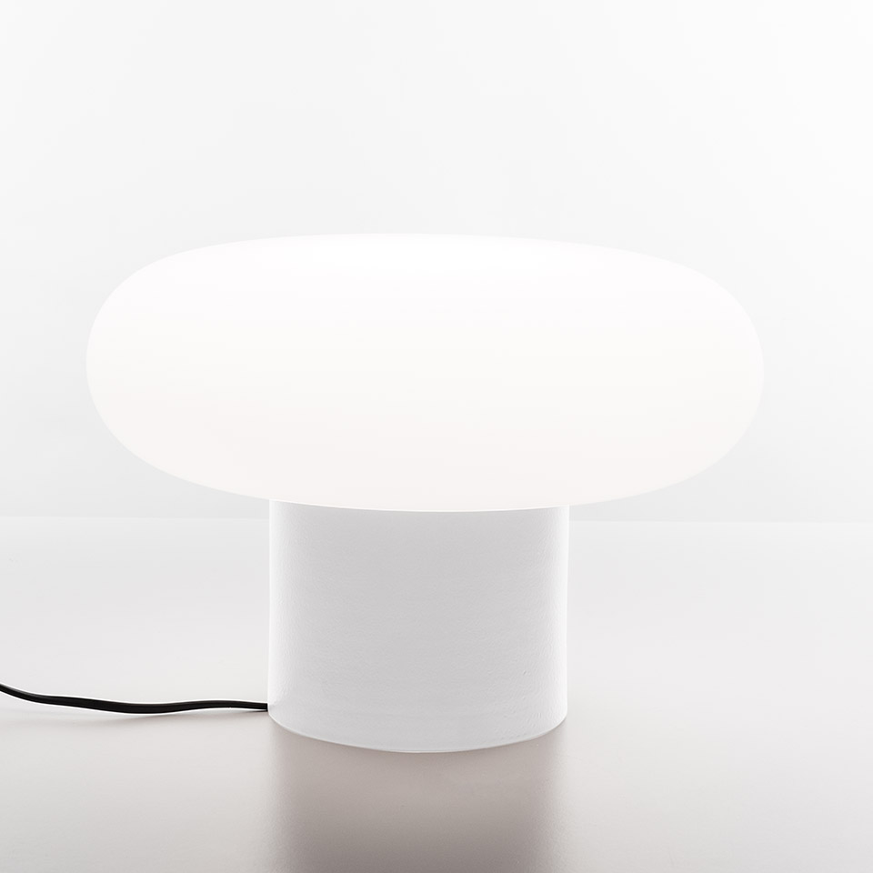 Artemide Настольная лампа Itka от Artemide — в интерьере