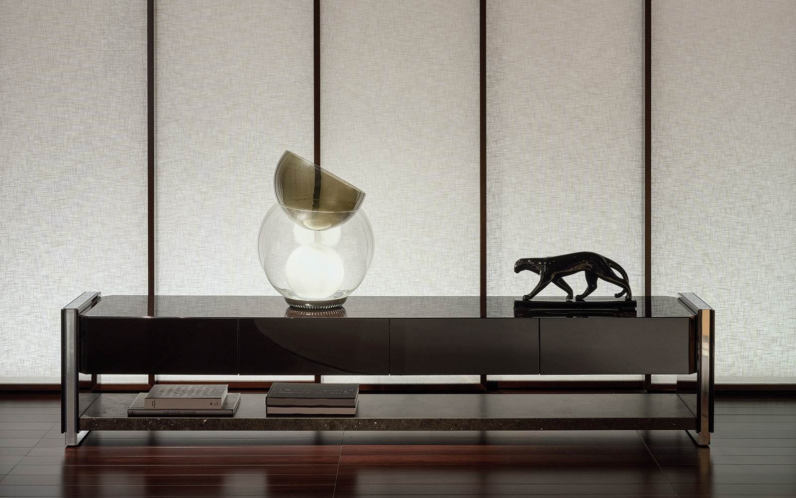Minotti Креденция Atlas от Minotti — в интерьере