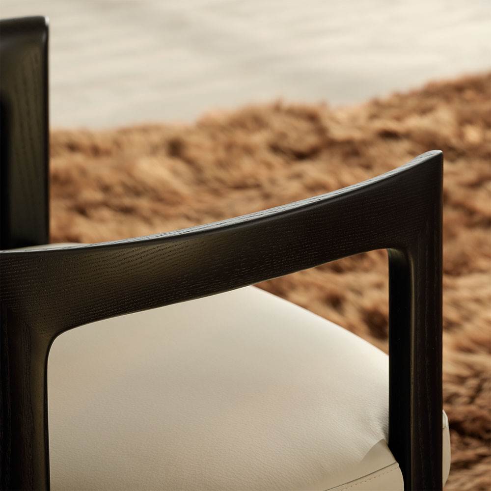 Minotti Стул Giulietta от Minotti — в интерьере