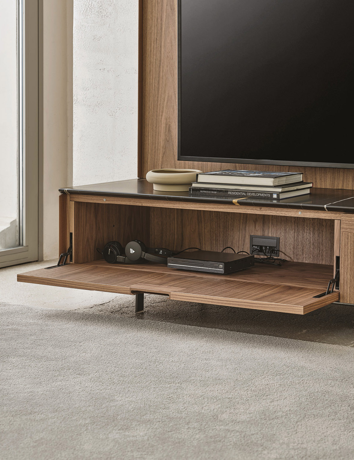Porada Мебель под ТВ Matics TV от Porada — в интерьере