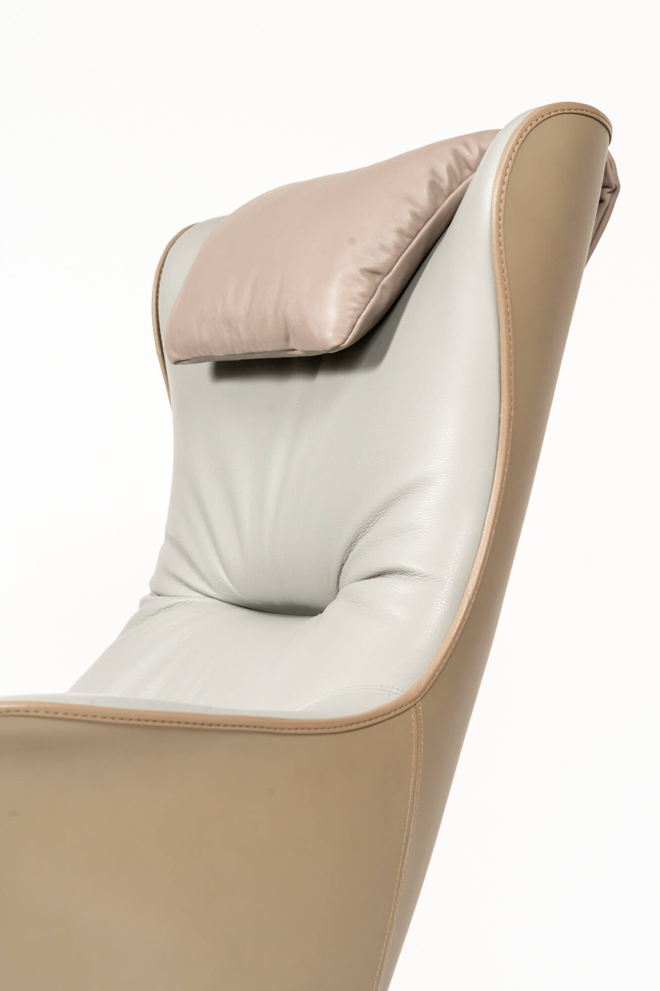 Poltrona Frau Кресло MAMY BLUE/MAMY BLUE SWIVEL от Poltrona Frau — в интерьере