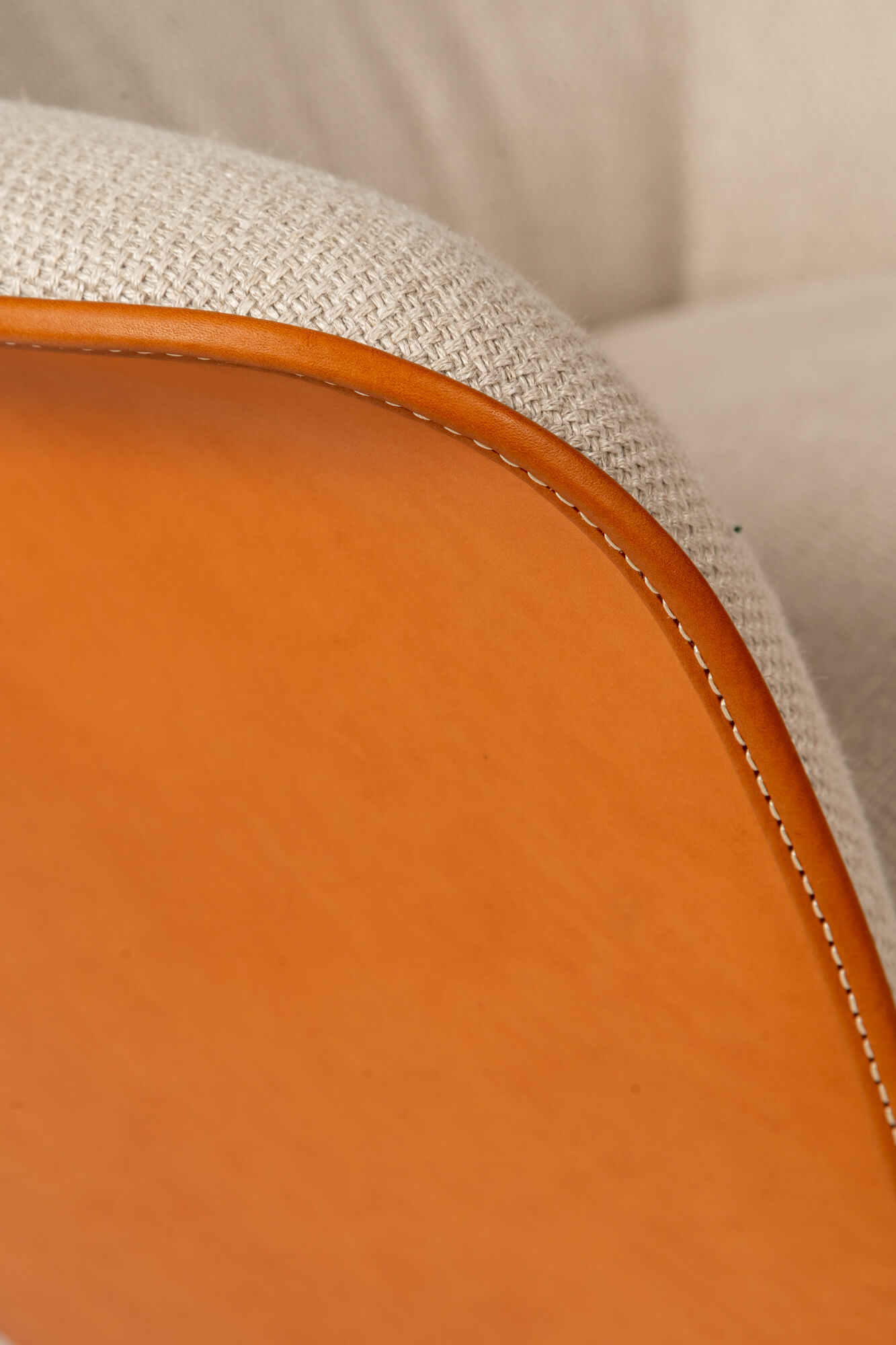 Poltrona Frau Кресло MAMY BLUE/MAMY BLUE SWIVEL от Poltrona Frau — в интерьере