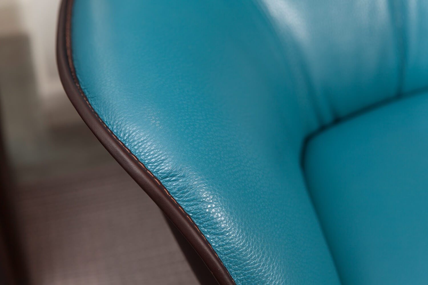Poltrona Frau Кресло MAMY BLUE/MAMY BLUE SWIVEL от Poltrona Frau — в интерьере