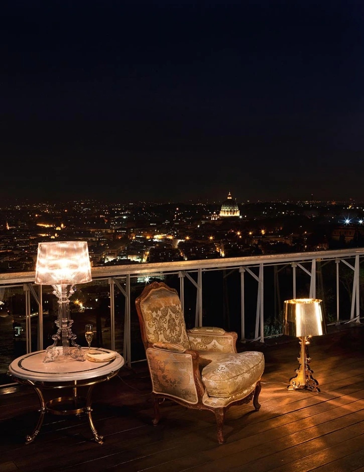 Kartell Настольная лампа Bourgie от Kartell — в интерьере
