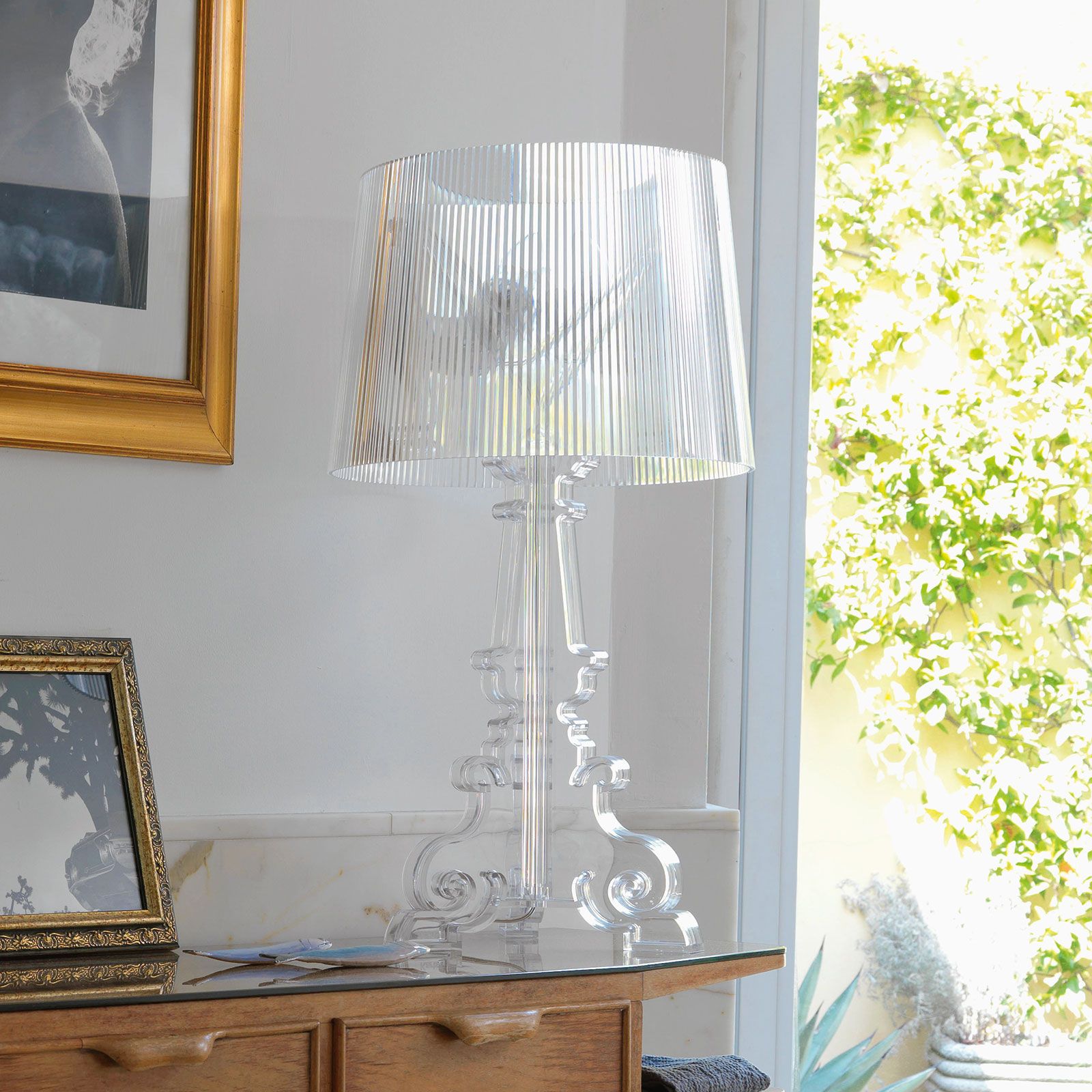 Kartell Настольная лампа Bourgie от Kartell — в интерьере