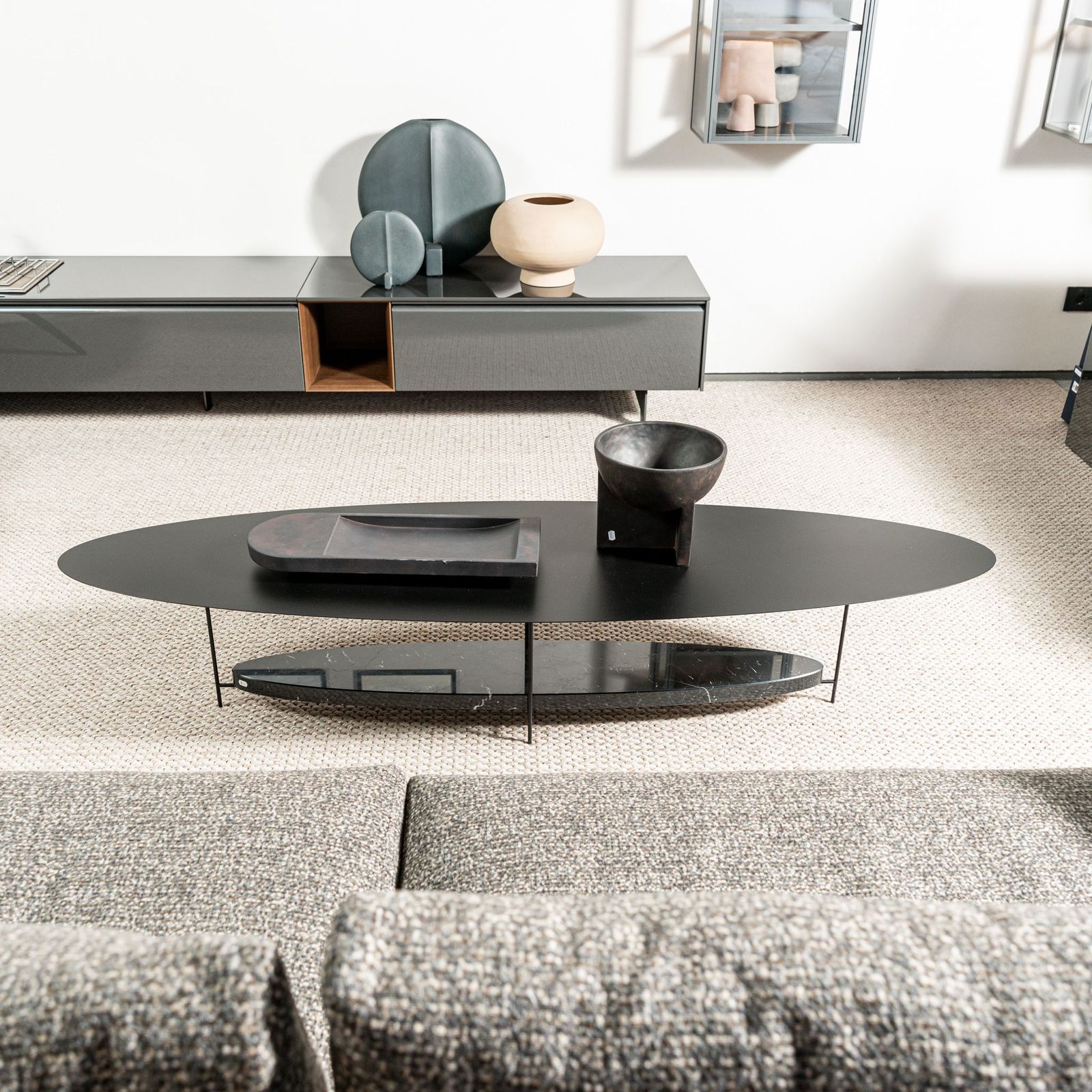 Molteni&C Высокий журнальный столик Panna Cotta от Molteni & C — в интерьере