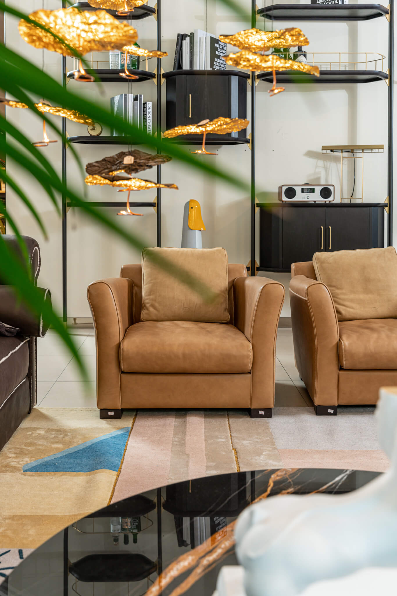 Baxter Кресло Diner Plume Creme Leather от Baxter — в интерьере