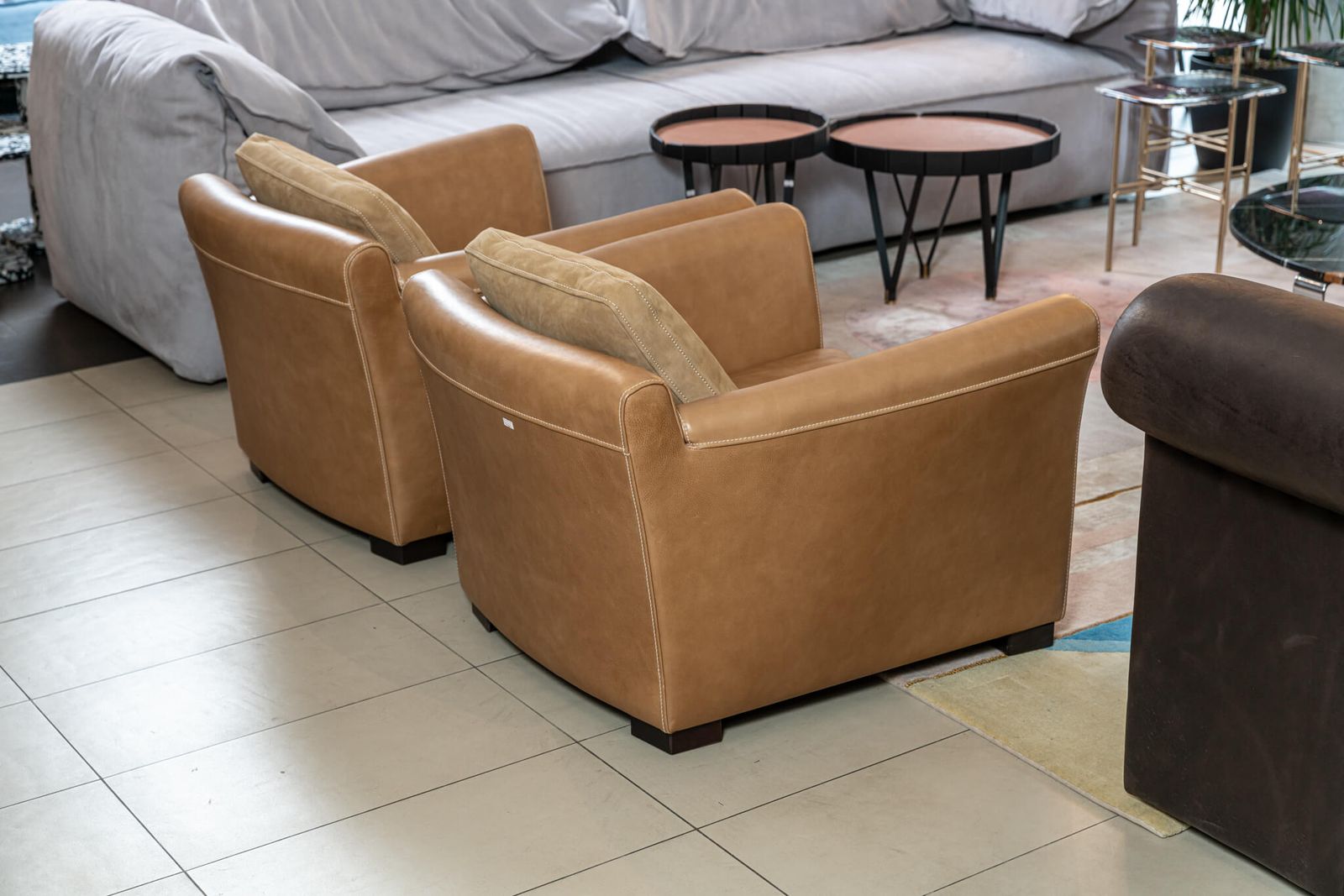 Baxter Кресло Diner Plume Creme Leather от Baxter — в интерьере